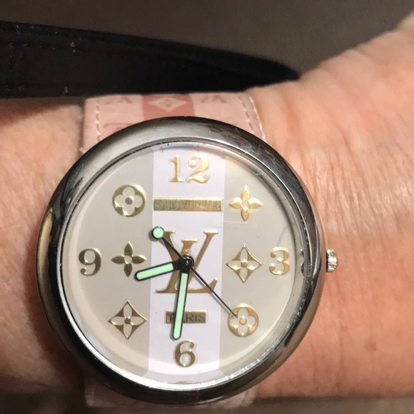 LV Watch - Picture 1 of 6